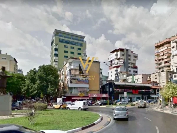 Tirane, shitet dyqan Kati 0, 17 m² 135.000 € (SHESHI WILLSON)