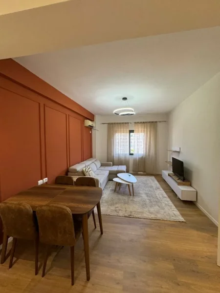 Tirane, jepet me qera 1+1 Kati 4, 63 m² 450 € (unaza re)