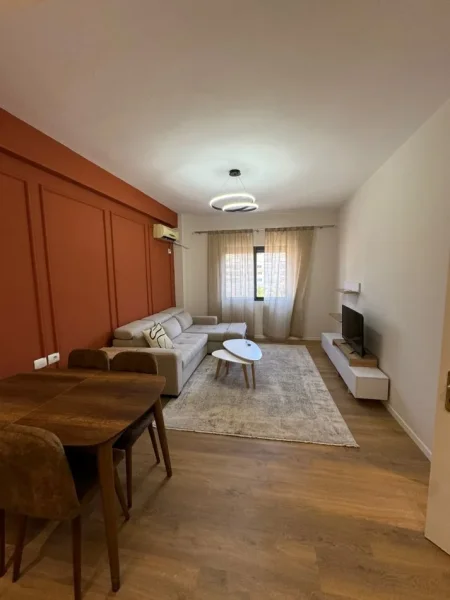 Tirane, jepet me qera 1+1 Kati 4, 63 m² 450 € (unaza re)