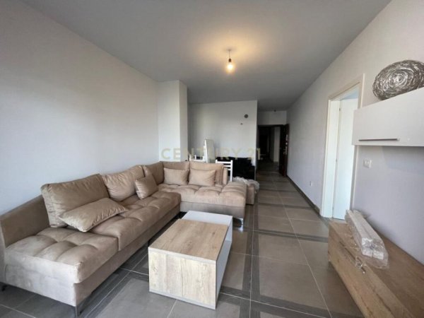 Durres, shitet 1+1+Ballkon Kati 2, 62 m² 68.000 € (STADIUMI)