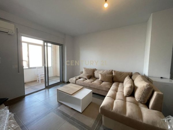 Durres, shitet 1+1+Ballkon Kati 2, 62 m² 68.000 € (STADIUMI)