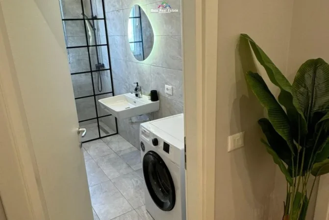 Tirane, jepet me qera apartament 1+1+Ballkon Kati 3, 70 m² 500 € (Stefan Shundi)