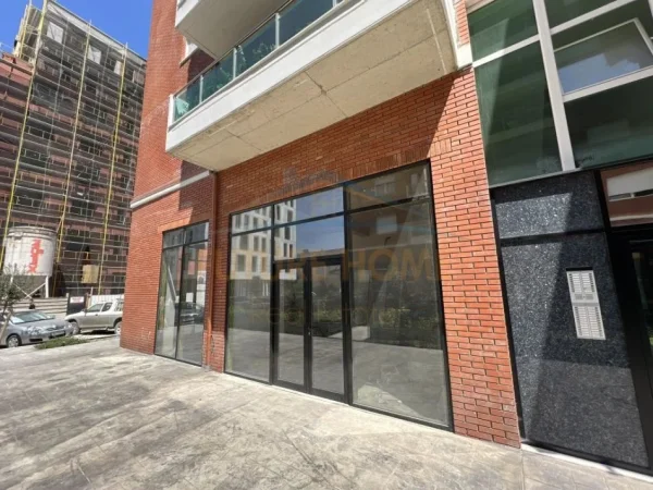 Tirane, jepet me qera apartament Kati 0, 81 m² 800  Euro (UNAZA E RE)