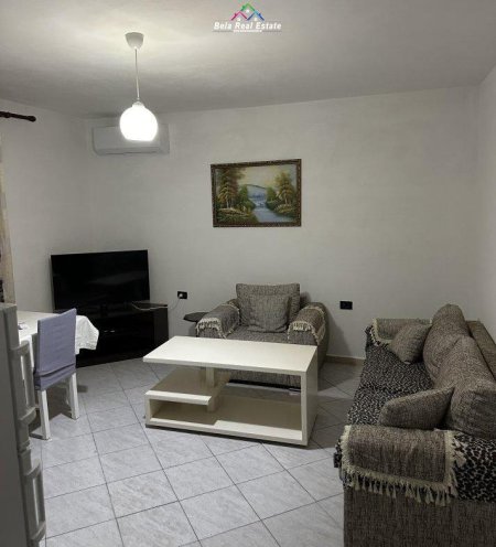 Tirane, jepet me qera 1+1+Ballkon Kati 1, 65 m² 450 € (komuna eparisit)