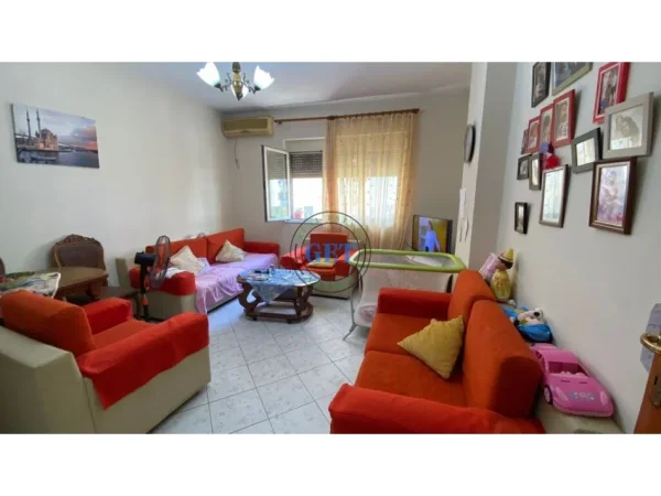 Durres, shitet apartament 2+1+Ballkon Kati 5, 92 m² 85000€ (Plazh,Iliria)