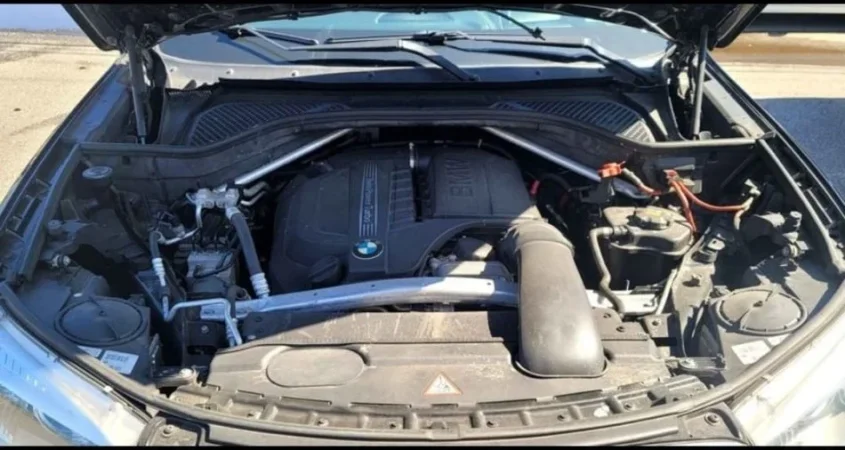 Tirane, shitet makine BMW X6 2015 Benzin, e zeze automatik Klima 177.000 km 35.000 €