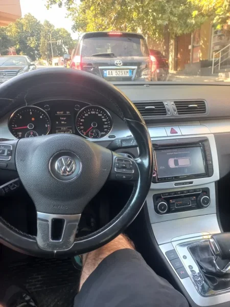 Shes Volkswagen Passat Variant 2.0 TDS Viti 2010