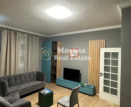 Tirane, jepet me qera apartament 1+1 Kati 3, 60 m² 700 € (Pazari Ri)