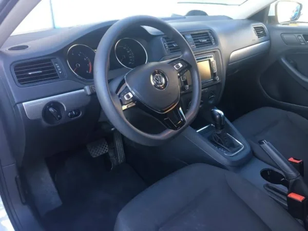 Shesë makine - Volkswagen Jetta - Benzin+Gaz