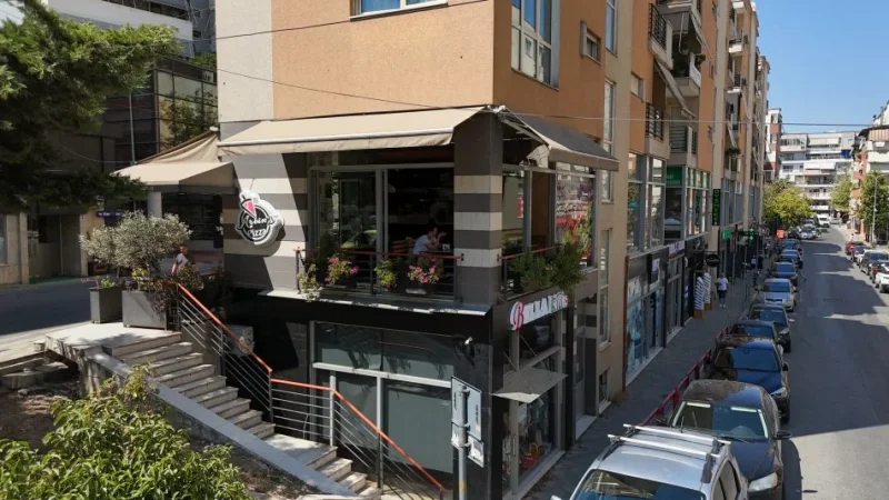 Shitet biznes Piceri 60.000 € (brenda kompleksit Kristal Center)