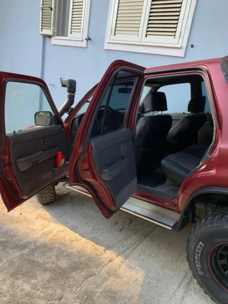 Vlore, shes makine Toyota rynner Nafte, e kuqe manuale 1 €