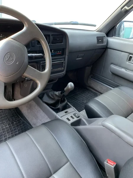 Vlore, shes makine Toyota rynner Nafte, e kuqe manuale 1 €