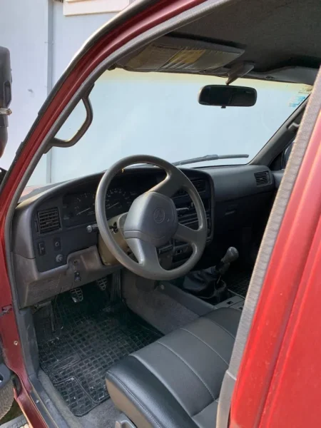 Vlore, shes makine Toyota rynner Nafte, e kuqe manuale 1 €