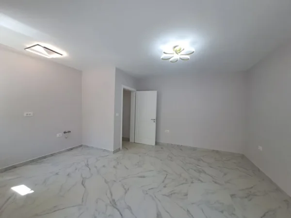 Tirane, shes apartament Kati 1, 60 m² 158.000 € (VASIL SHANTO PRANE SHTEPIA OFERTAVE)