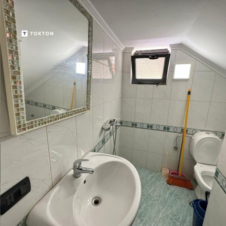 Tirane, jepet me qera 2+1+Ballkon Kati 1, 120 m² 550 € (kodra e diellit)