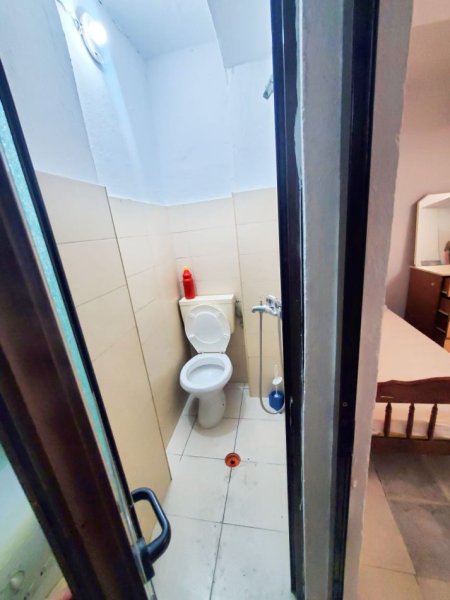 Tirane, jepet me qera garsonier 1+1 Kati 1, 23.000 € (rruga e kavajes)