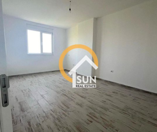 Lezhe Shengjin, shitet apartament 1+1+Ballkon Kati 7, 70 m² 59.500 € (KUNE, SHENGJIN)
