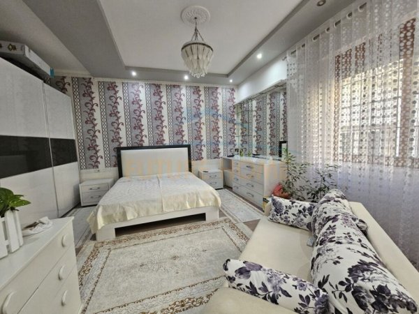 Durres, shitet apartament 3+1 Kati 0, 131 m² 150.000 € (Shkozet , Durres)