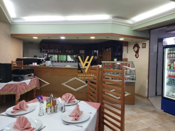 Tirane, jepet me qera ambjent biznesi Kati 0, 200 m² 3.000 € (ISH EKSPOZITA SOT)
