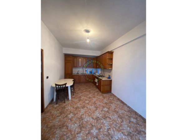 Durres, shitet apartament 3+1+Ballkon , 124 m² 90.000 € (Stadiumi Durres)