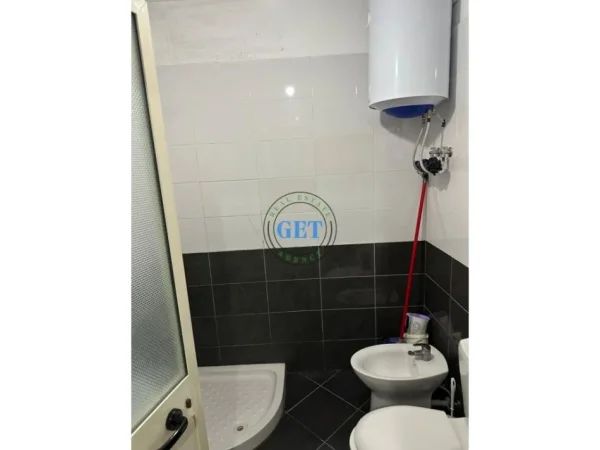 Durres, shitet apartament 2+1 Kati 1, 92 m² 78.200 € (Spitali Durres)