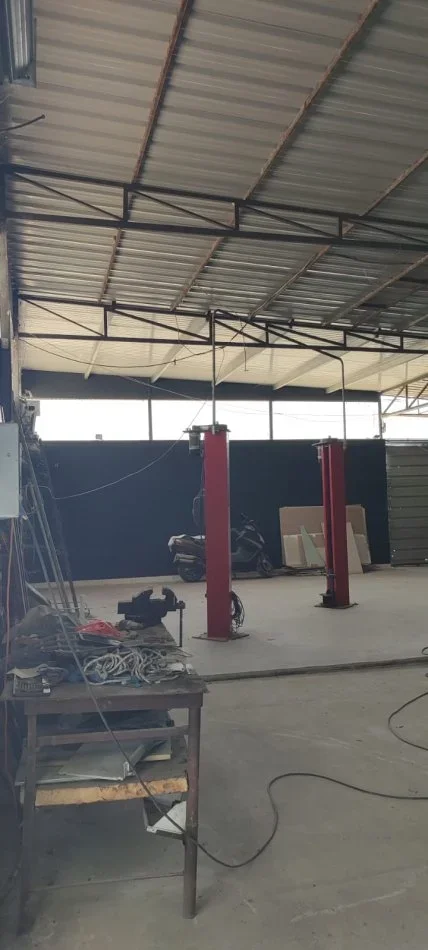 Tirane, jepet me qera ambjent biznesi Kati 0, 1.000 m² 1.000 € (Rinas)