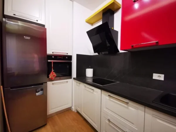 Tirane, shitet apartament 1+1+post parkimi, 75 m² 230.000 € (Kompleksi Delijorgji)