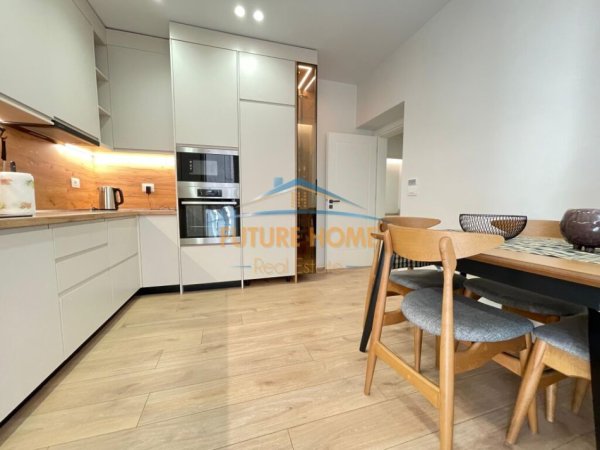 Tirane, jepet me qera apartament 1+1 Kati 3, 69 m² 750 € (Myslym Shyri)