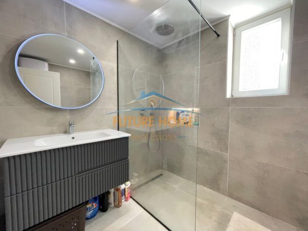 Tirane, jepet me qera apartament 1+1 Kati 3, 69 m² 750 € (Myslym Shyri)