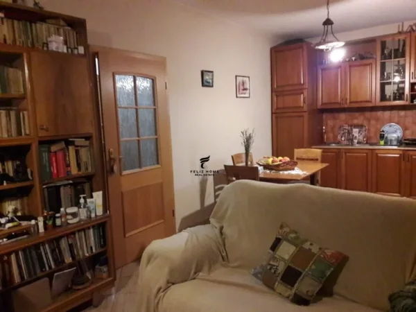 Tirane, jepet me qera apartament 2+1 Kati 2, 100 m² 670 € (SHESHI WILLSON)