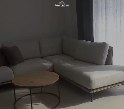 Tirane, jepet me qera apartament 2+1 Kati 5, 103 m² 600 € (fusha e aviacionit)
