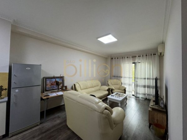 Tirane, jepet me qera apartament 2+1 Kati 2, 90 m² 750 € (Rruga e Elbasanit, Tirana, Albania)
