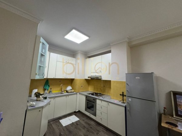 Tirane, jepet me qera apartament 2+1 Kati 2, 90 m² 750 € (Rruga e Elbasanit, Tirana, Albania)