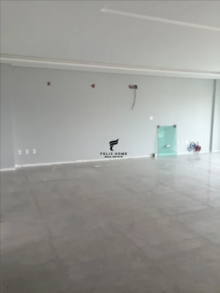 Tirane, jepet me qera dyqan Kati 0, 113 m² 2.300 € (PORCELAN)