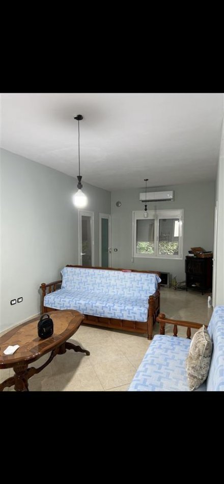 Tirane, jepet me qera Vile 2+1 Kati 2, 150 m² 500 € (Vore)