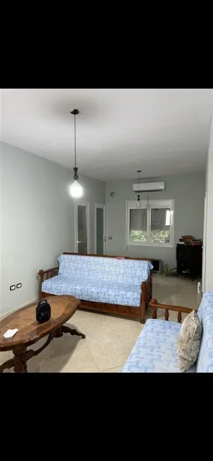 Tirane, jepet me qera Vile 2+1 Kati 2, 150 m² 500 € (Vore)