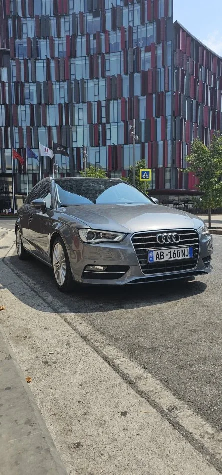 Tirane, shes makine Audi A3 Sportback 2015 2.0 TDI Nafte, gri e erret automatik Kondicioner 13800 €