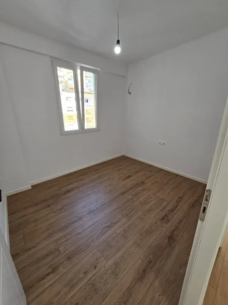 Tirane, shitet apartament 2+1 , 71 m² 160.000 € (Ambasada Gjermane)