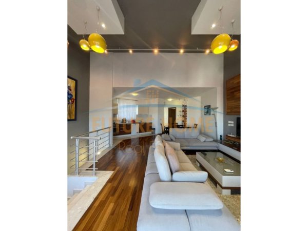Tirane, jepet me qera apartament duplex 3+1+Ballkon Kati 4, 166 m² 1.000 € (Kodra E Diellit)