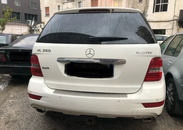 Tirane, shitet SUV | Fuoristrad | Xhip Mercedes-Benz ML 350 Bluetec 2010 Nafte, e bardhë automatik Kondicioner 250.000 km 7.900 €
