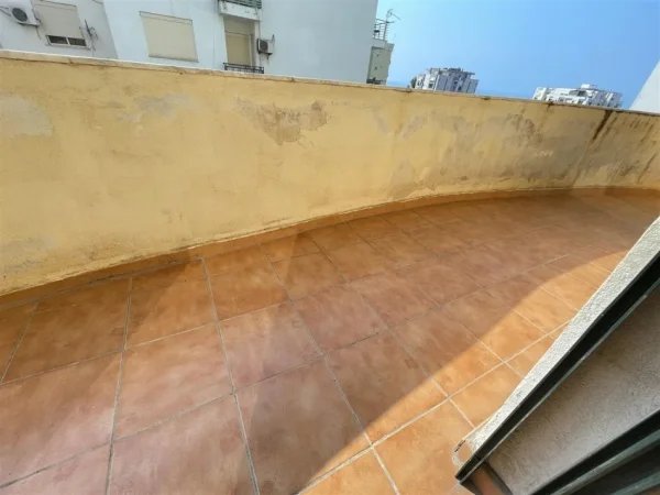 Durres, shitet apartament 1+1+Ballkon Kati 5, 65 m² 64.000 € (Iliria, Plepa)