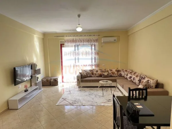 Tirane, shitet apartament 1+1+Ballkon Kati 3, 59 m² 75.000 € (Kthesa e Kamzes)