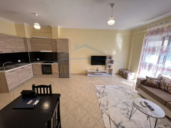 Tirane, shitet apartament 1+1+Ballkon Kati 3, 59 m² 75.000 € (Kthesa e Kamzes)