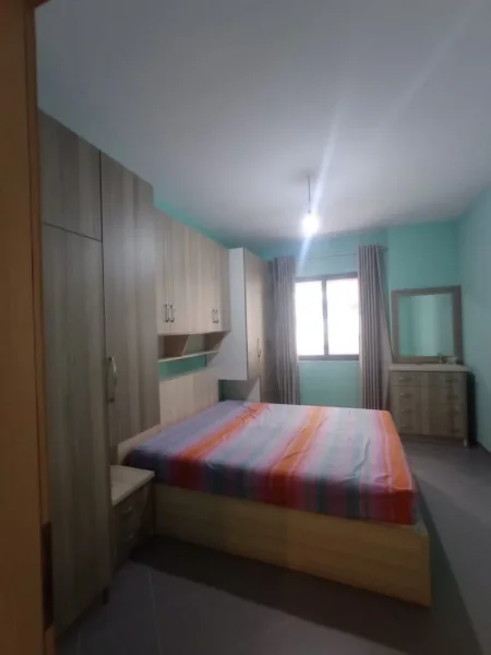 Tirane, jepet me qera apartament 2+1+Aneks+Ballkon Kati 5, 100 m² 500 € (YZBERISHT)