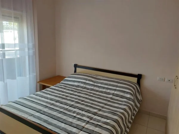 Durres, shitet apartament 1+1+Ballkon Kati 5, 60 m² 60.000 € (Shkembi Kavajes, Durres)