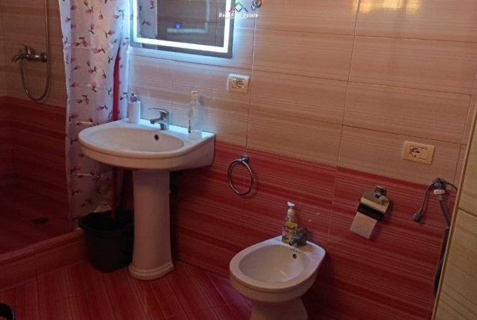 Tirane, jepet me qera apartament 2+1 Kati 6, 80 m² 600 € (Shkolla e Baletit)