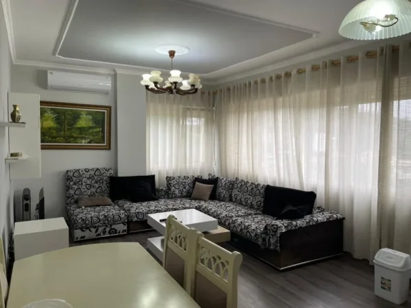 Tirane, shitet apartament 2+1 Kati 4, 90 m² 90.000 € (Linze)