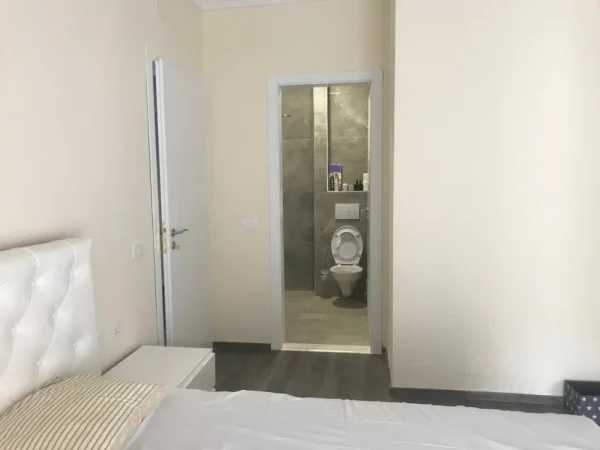 Tirane, shitet apartament 2+1 Kati 4, 90 m² 90.000 € (Linze)