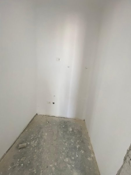 Tirane, jepet me qera apartament 2+1 Kati 11, 130 m² 1.500 € (Liqeni Artificial)
