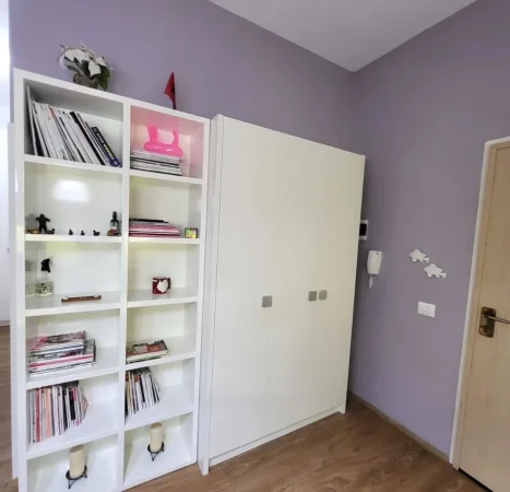 Tirane, jepet me qera apartament 2+1+Ballkon Kati 3, 82 m² 750 € (Sulejman Delvina)